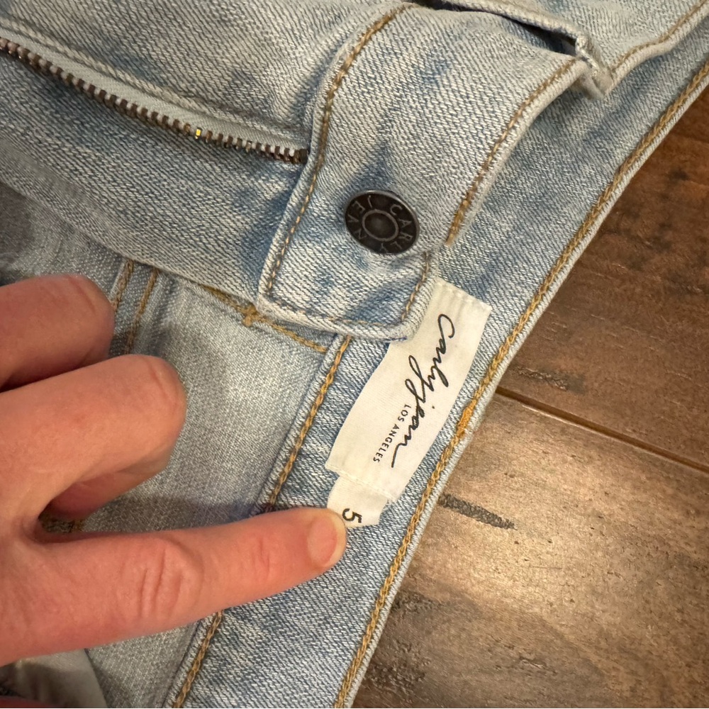 Carly Jean Los Angeles (CJLA) Light Wash Holland Wide-Leg Jeans in size 5 - Picture 2 of 5